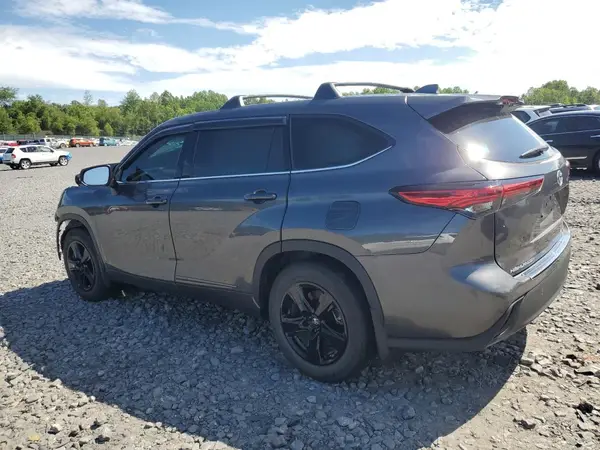 5TDBZRBH1MS156735 2021 TOYOTA HIGHLANDER - Image 2