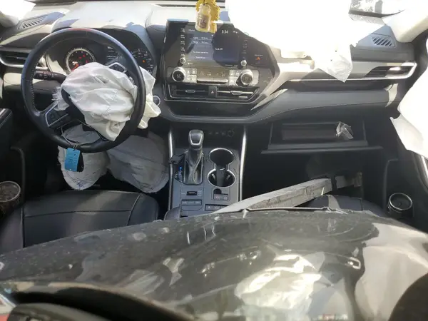 5TDBZRBH1MS156735 2021 TOYOTA HIGHLANDER - Image 8