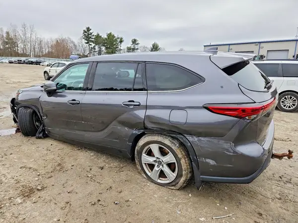 5TDBZRBH1MS543074 2021 TOYOTA HIGHLANDER - Image 2