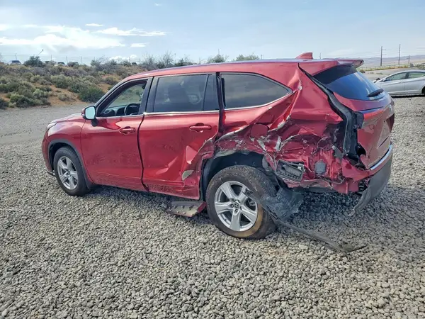 5TDBZRBH1MS547626 2021 TOYOTA HIGHLANDER - Image 2