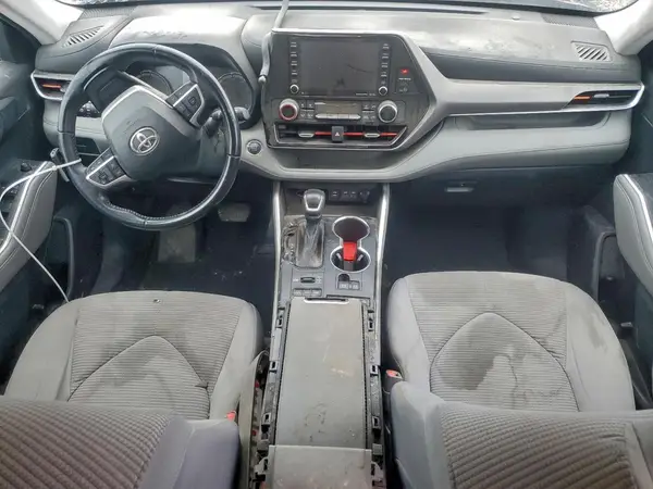5TDBZRBH1NS170555 2022 TOYOTA HIGHLANDER - Image 8