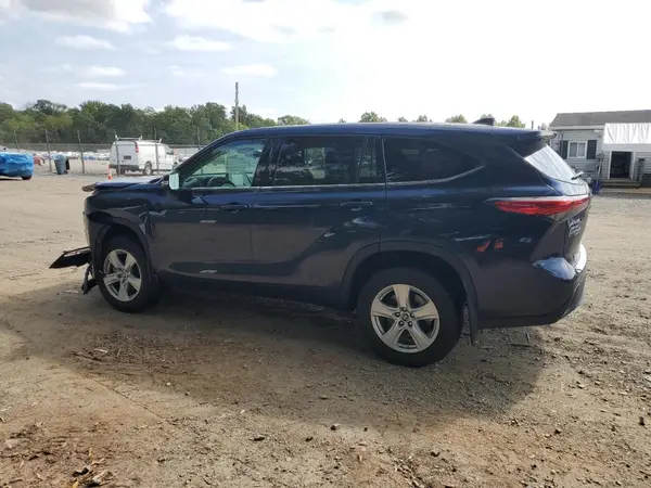 5TDBZRBH1NS192796 2022 TOYOTA HIGHLANDER - Image 2