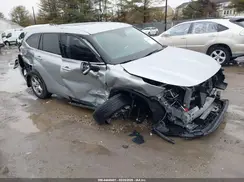 5TDBZRBH1NS578697 2022 TOYOTA HIGHLANDER