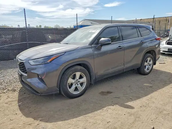 5TDBZRBH1NS596813 2022 TOYOTA HIGHLANDER - Image 1