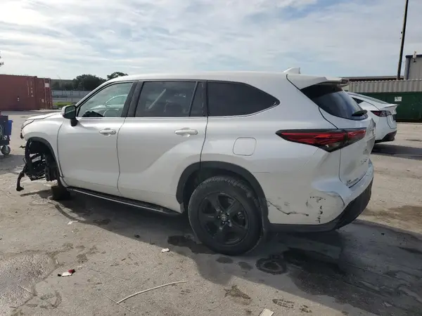 5TDBZRBH2LS034173 2020 TOYOTA HIGHLANDER - Image 2