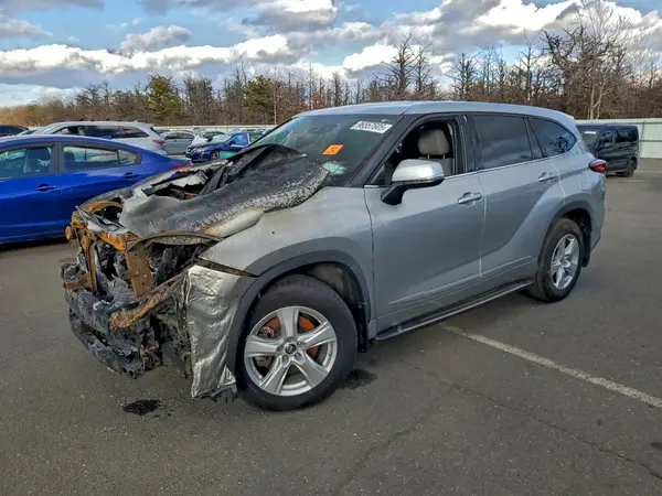 5TDBZRBH2LS501835 2020 TOYOTA HIGHLANDER - Image 1