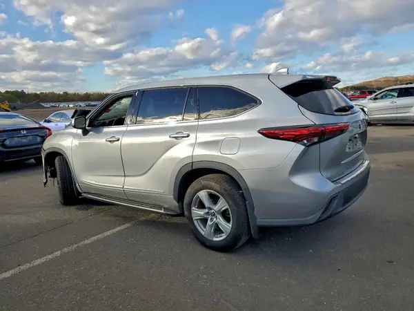 5TDBZRBH2LS501835 2020 TOYOTA HIGHLANDER - Image 2