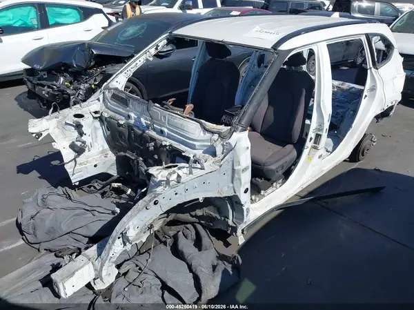 5TDBZRBH2MS057101 2021 TOYOTA HIGHLANDER - Image 2