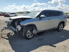 5TDBZRBH2MS100688 2021 TOYOTA HIGHLANDER