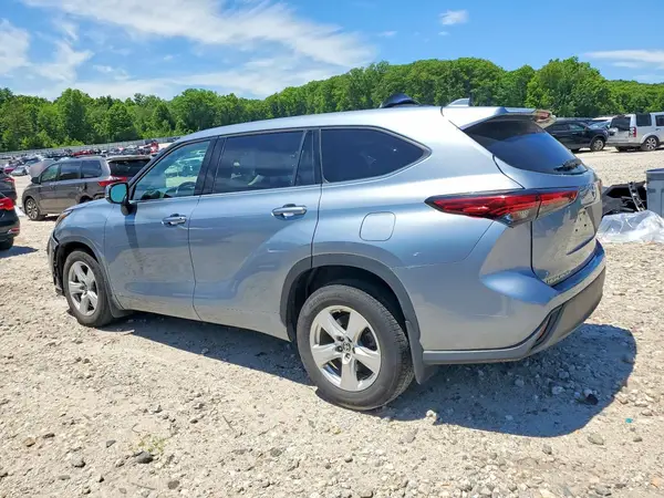 5TDBZRBH2MS106443 2021 TOYOTA HIGHLANDER - Image 2