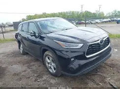 5TDBZRBH2MS142052 2021 TOYOTA HIGHLANDER