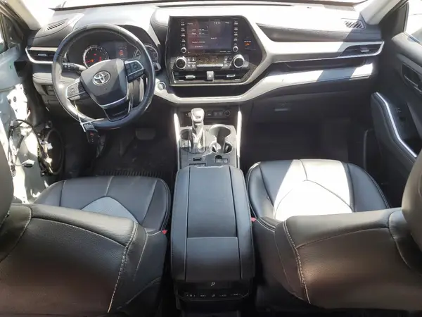 5TDBZRBH2MS545464 2021 TOYOTA HIGHLANDER - Image 8