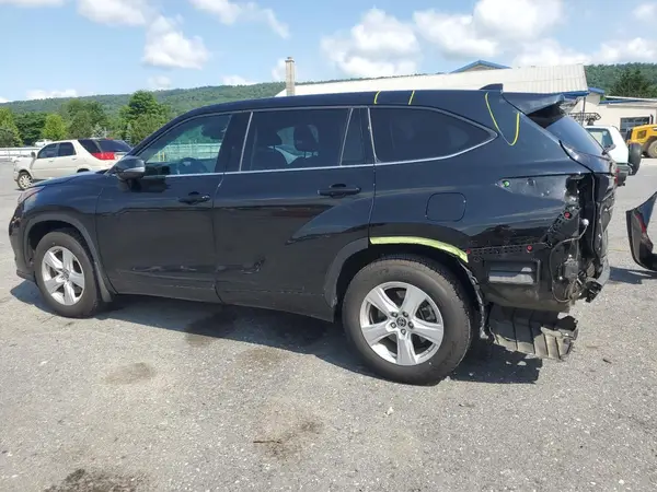 5TDBZRBH2MS557694 2021 TOYOTA HIGHLANDER - Image 2