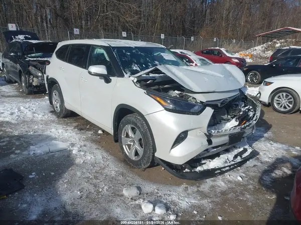 5TDBZRBH2NS171536 2022 TOYOTA HIGHLANDER - Image 1