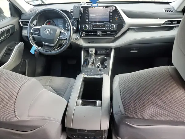 5TDBZRBH2NS243206 2022 TOYOTA HIGHLANDER - Image 8