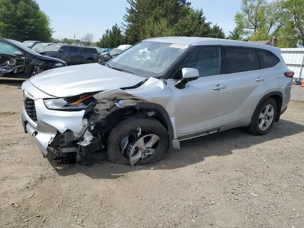 5TDBZRBH2NS565408 2022 TOYOTA HIGHLANDER - Image 1