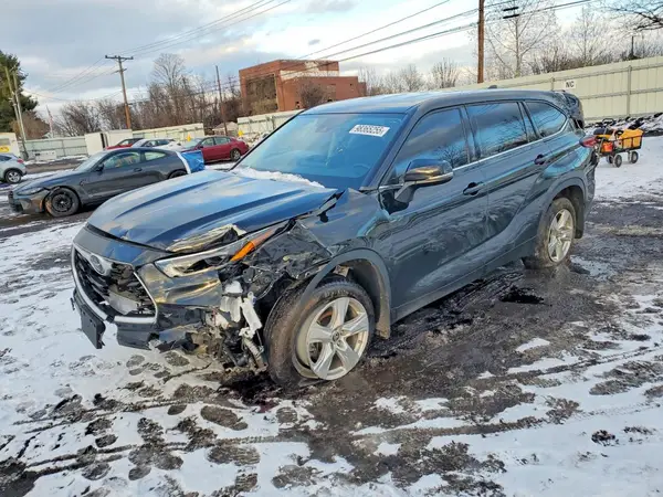 5TDBZRBH2NS579275 2022 TOYOTA HIGHLANDER - Image 1