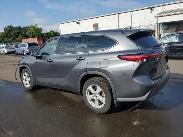 5TDBZRBH3LS055646 2020 TOYOTA HIGHLANDER - Image 2