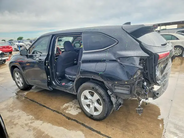 5TDBZRBH3LS500516 2020 TOYOTA HIGHLANDER - Image 2