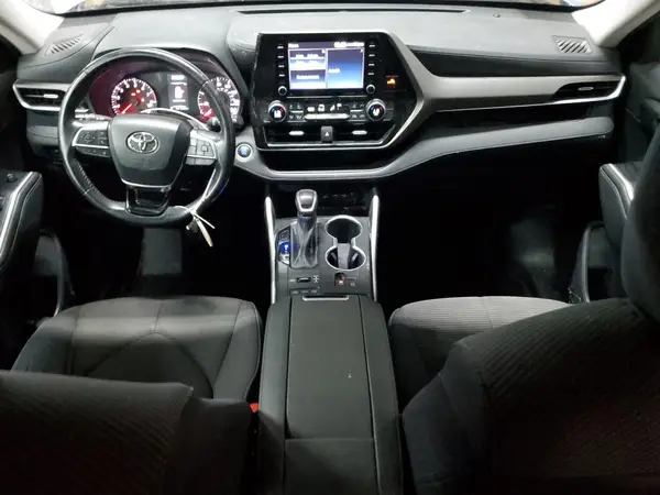 5TDBZRBH3MS097848 2021 TOYOTA HIGHLANDER - Image 8