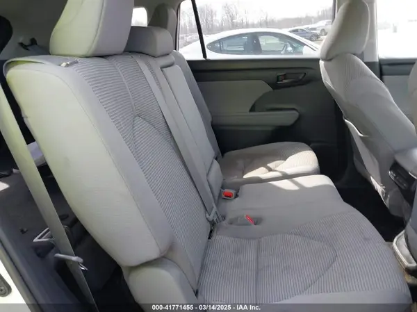 5TDBZRBH3MS534991 2021 TOYOTA HIGHLANDER - Image 8