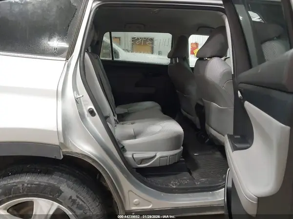 5TDBZRBH3NS191584 2022 TOYOTA HIGHLANDER - Image 8