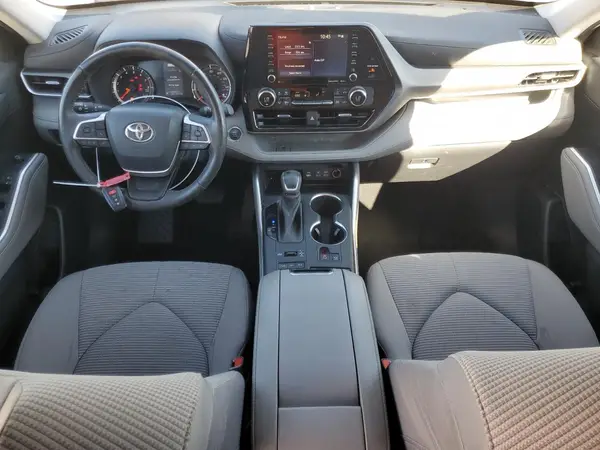 5TDBZRBH3NS560931 2022 TOYOTA HIGHLANDER - Image 8