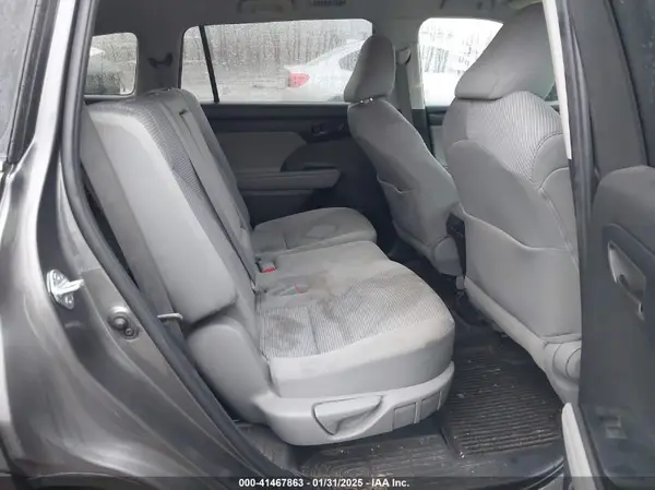 5TDBZRBH3NS569838 2022 TOYOTA HIGHLANDER - Image 8