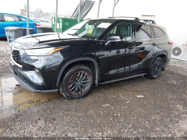 5TDBZRBH4LS023448 2020 TOYOTA HIGHLANDER - Image 2