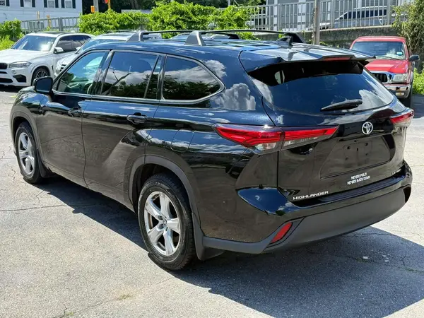 5TDBZRBH4LS511640 2020 TOYOTA HIGHLANDER - Image 2