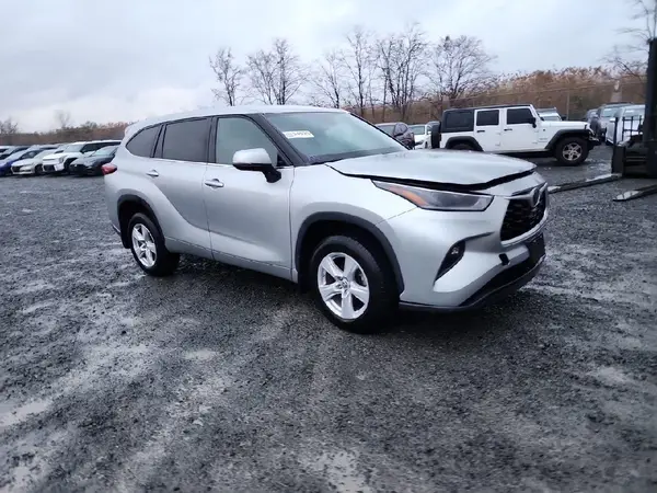 5TDBZRBH4MS075907 2021 TOYOTA HIGHLANDER - Image 2
