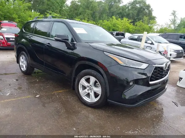 5TDBZRBH4NS163616 2022 TOYOTA HIGHLANDER - Image 1