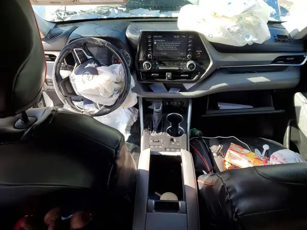 5TDBZRBH4NS255177 2022 TOYOTA HIGHLANDER - Image 8