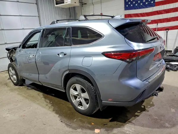 5TDBZRBH5LS003533 2020 TOYOTA HIGHLANDER - Image 2