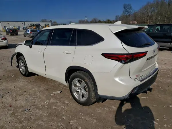 5TDBZRBH5LS012832 2020 TOYOTA HIGHLANDER - Image 2