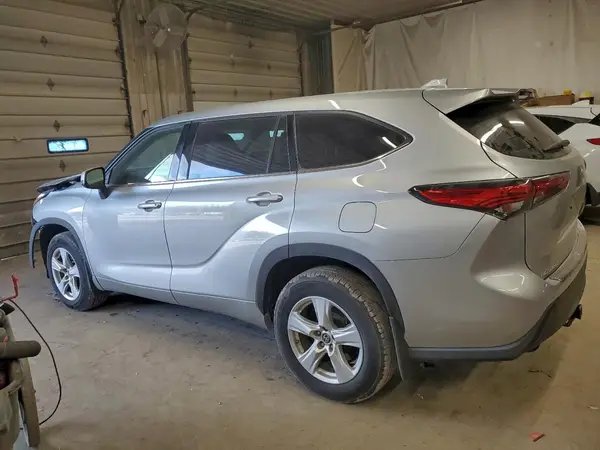 5TDBZRBH5MS095521 2021 TOYOTA HIGHLANDER - Image 2