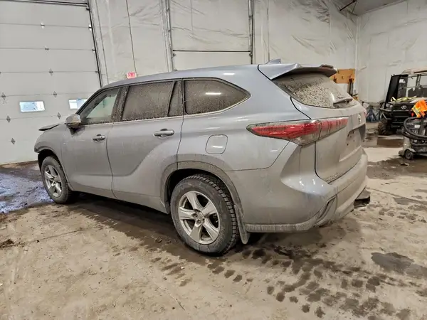 5TDBZRBH5MS129098 2021 TOYOTA HIGHLANDER - Image 2