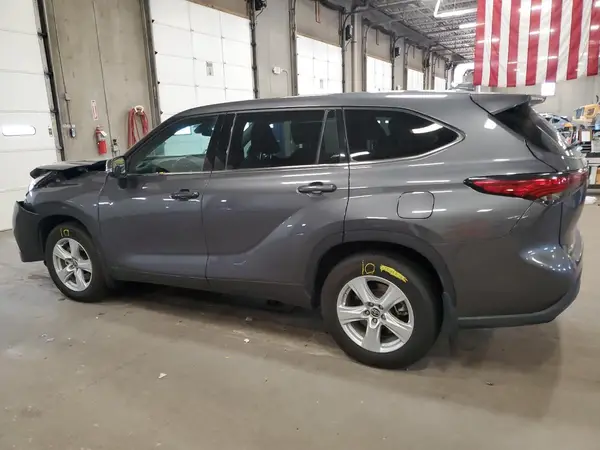 5TDBZRBH5MS142904 2021 TOYOTA HIGHLANDER - Image 2
