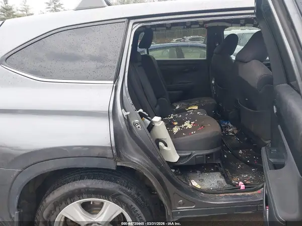 5TDBZRBH5MS554160 2021 TOYOTA HIGHLANDER - Image 8
