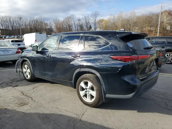 5TDBZRBH5NS184300 2022 TOYOTA HIGHLANDER - Image 2