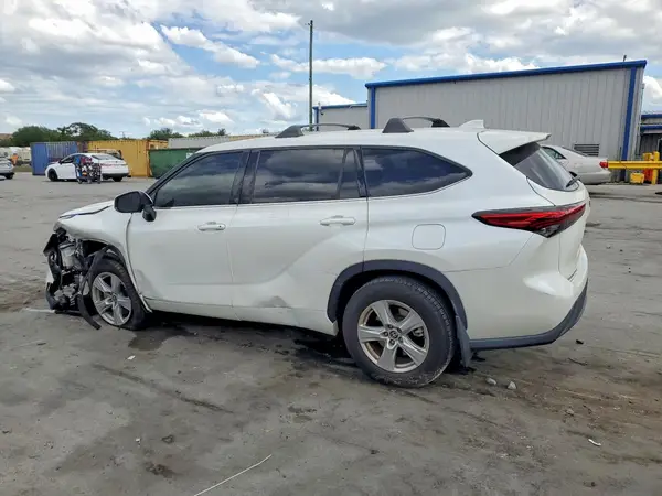 5TDBZRBH6LS050781 2020 TOYOTA HIGHLANDER - Image 2