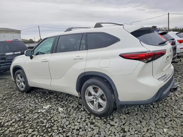 5TDBZRBH6LS521652 2020 TOYOTA HIGHLANDER - Image 2