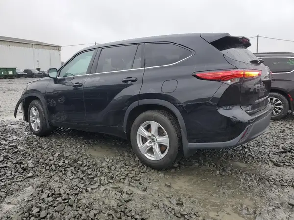 5TDBZRBH6MS068389 2021 TOYOTA HIGHLANDER - Image 2