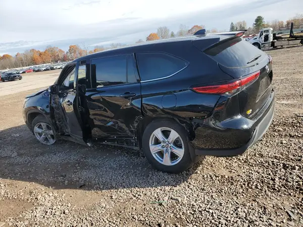 5TDBZRBH6MS143902 2021 TOYOTA HIGHLANDER - Image 2