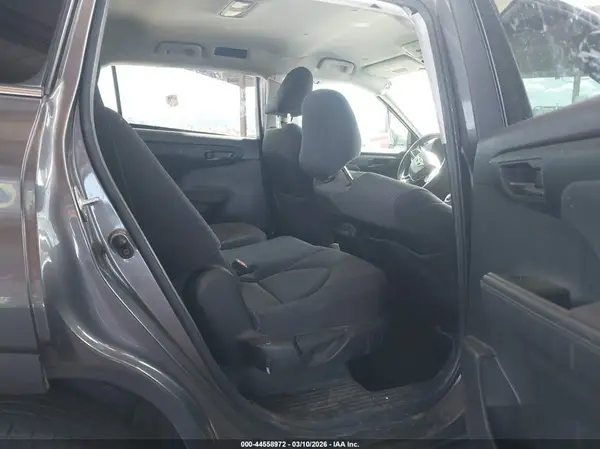 5TDBZRBH6MS533088 2021 TOYOTA HIGHLANDER - Image 8