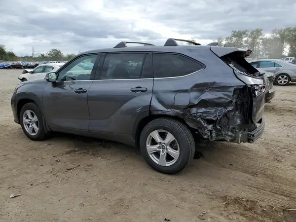 5TDBZRBH6MS544804 2021 TOYOTA HIGHLANDER - Image 2