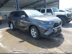 5TDBZRBH6NS195810 2022 TOYOTA HIGHLANDER
