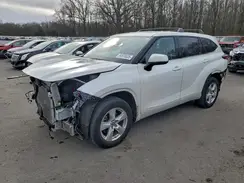 5TDBZRBH6NS253043 2022 TOYOTA HIGHLANDER