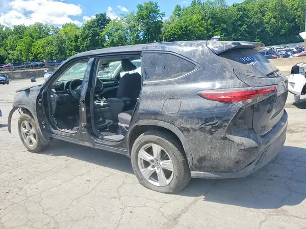 5TDBZRBH7LS018079 2020 TOYOTA HIGHLANDER - Image 2