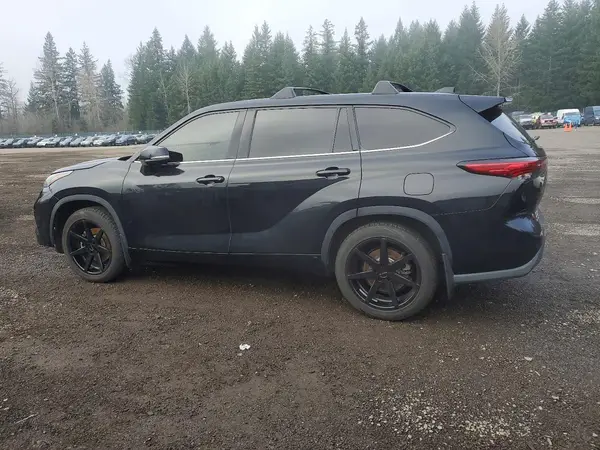 5TDBZRBH7MS546982 2021 TOYOTA HIGHLANDER - Image 2